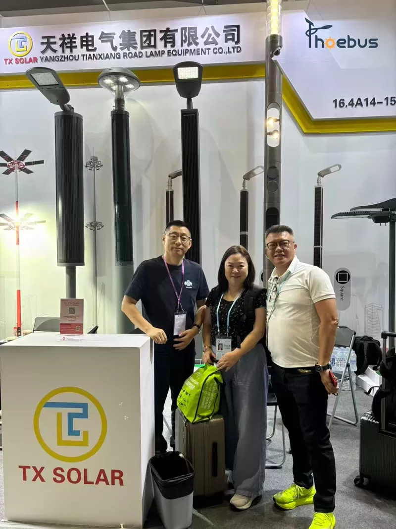 New Solar Pole Light New Solar Pole Light